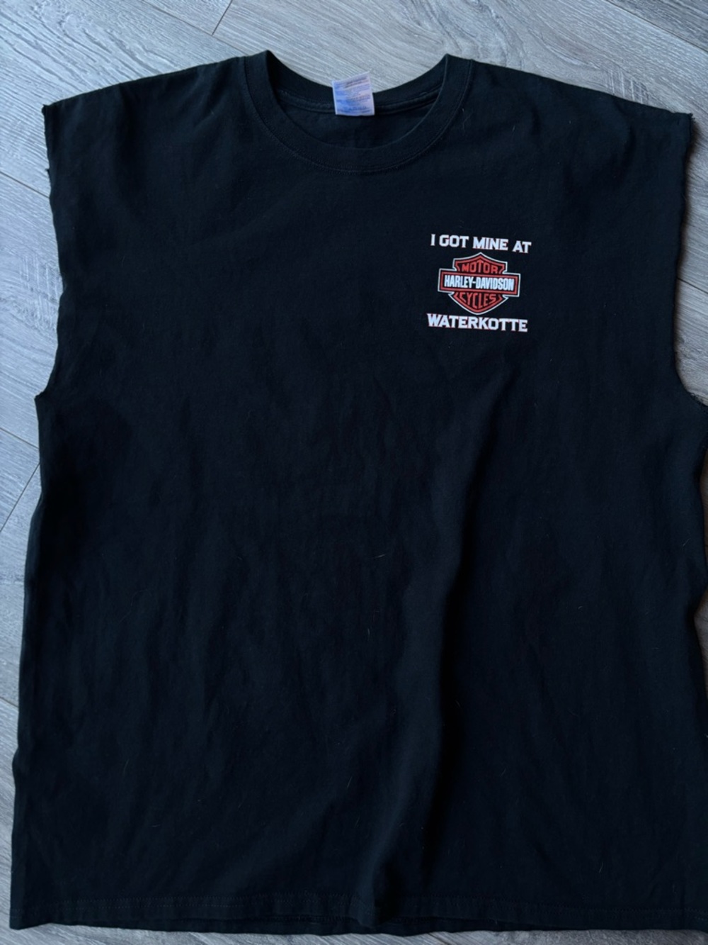 Harley Davidson, Gildan Black Sleeveless Men's Tank with Small Logo